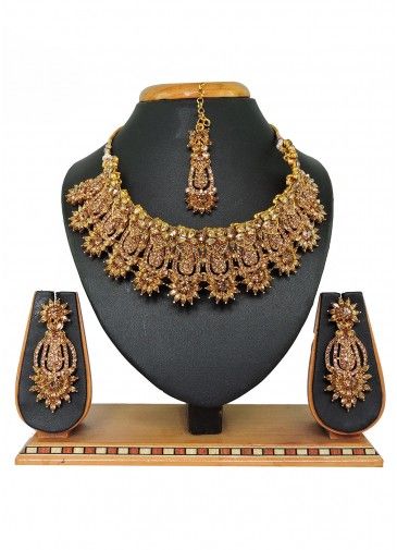 Golden Stone Studded Necklace 