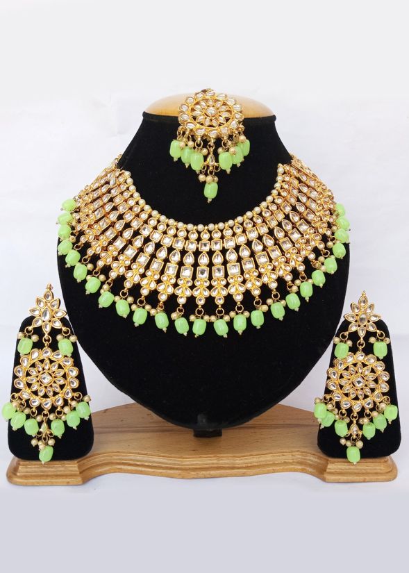 Green Heavy Bridal Kundan Necklace Set