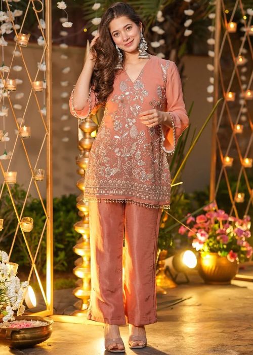 Peach Art Silk Kurta Set With Beads Embroidery