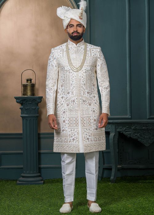 Off White Men Embroidered Sherwani