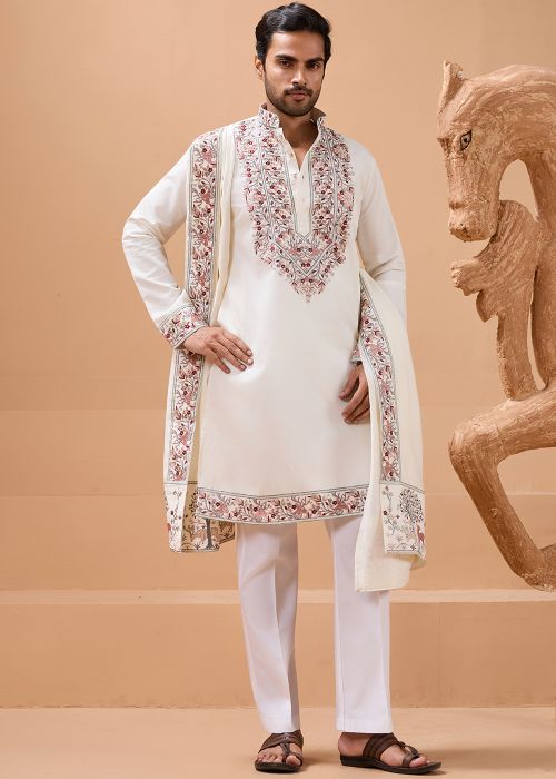 Off White Viscose Kurta With Floral Embroidery