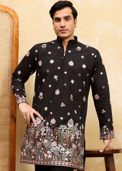 Black Viscose Kurta With Floral Embroidery