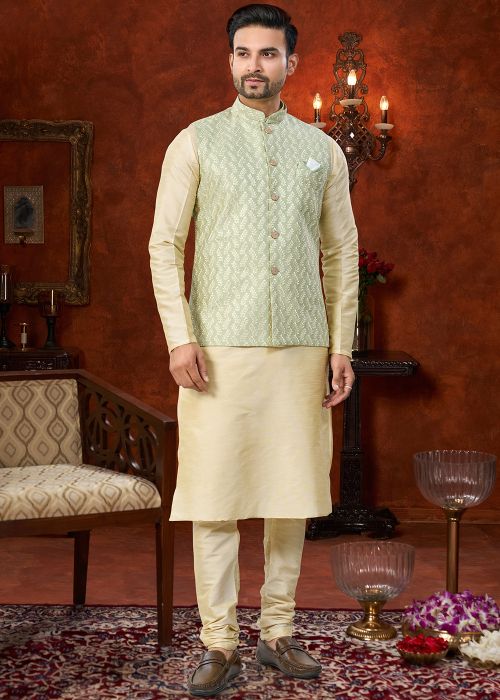 Cream Kurta Pajama With Green Nehru Jacket