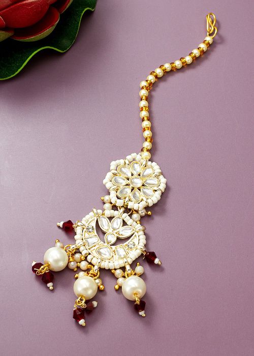 Maroon & White Kundan Studded Mangtikka