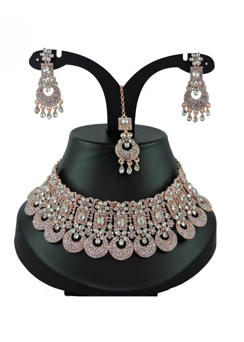 White Stone Work Necklace Set