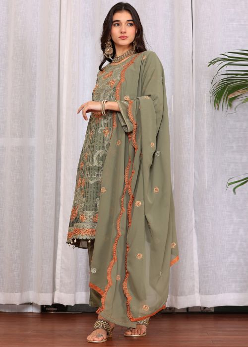 Green Embroidered Suit Set In Georgette