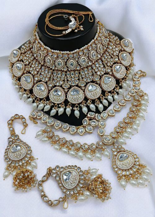 White Kundan Studded Necklace Set