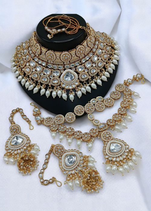 White Beaded Alloy Based Necklace Net
