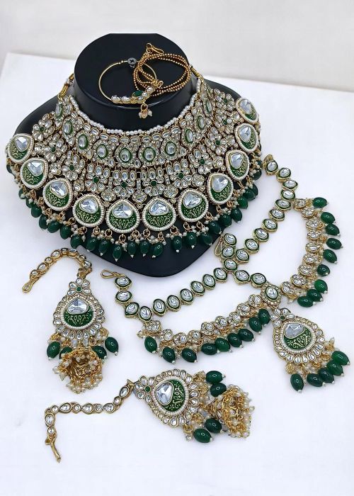 Green Kundan Studded Bridal Necklace Set