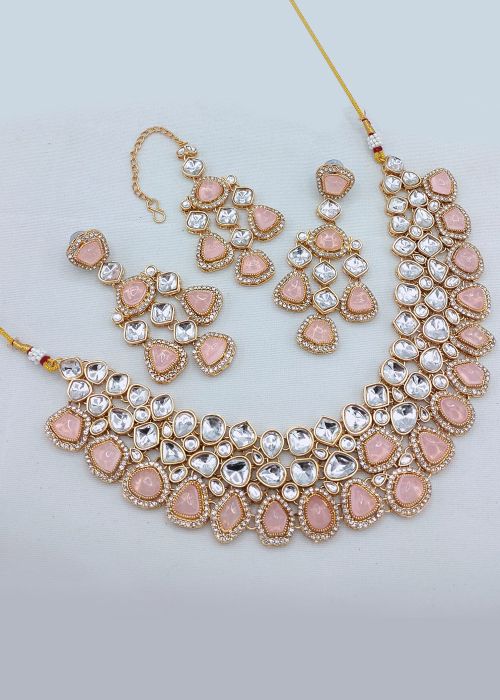 Peach Necklace Set With Kundan Work