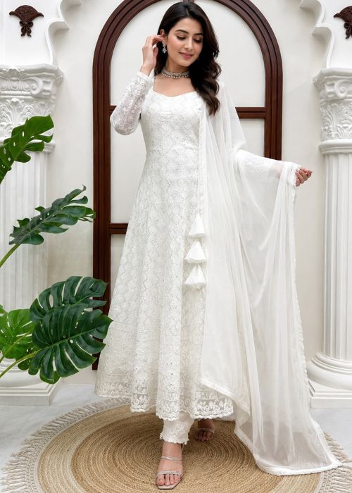 engagement indian dresses for bride Luxury indian wedding dress